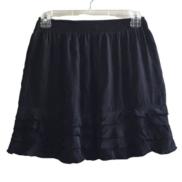 Urban Outfitters Black Silk Ruffled Mini Skirt Women's Size Medium Excellent ver - Picture 1 of 3
